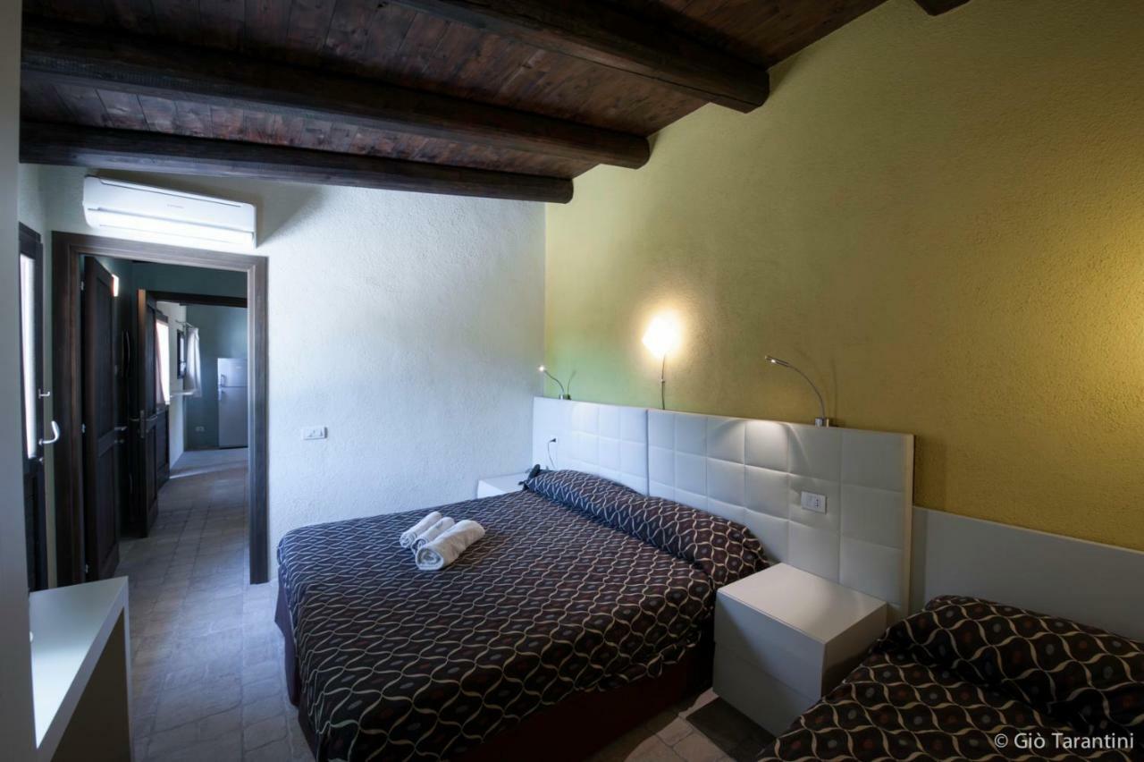Liscia Country Relais Guest House ซานต์ อันโตนิโอ ดิ กาลลูรา ภายนอก รูปภาพ