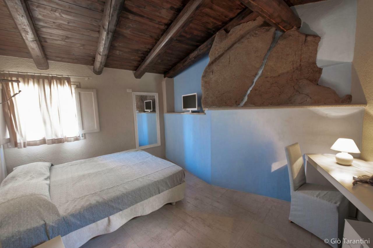 Liscia Country Relais Guest House ซานต์ อันโตนิโอ ดิ กาลลูรา ภายนอก รูปภาพ